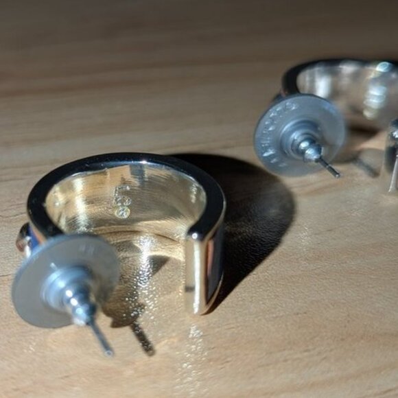 Liz Claiborne Enamel Small Chunky Thick Studded Hoop Pierced Stud Post Earrings - Picture 5 of 8
